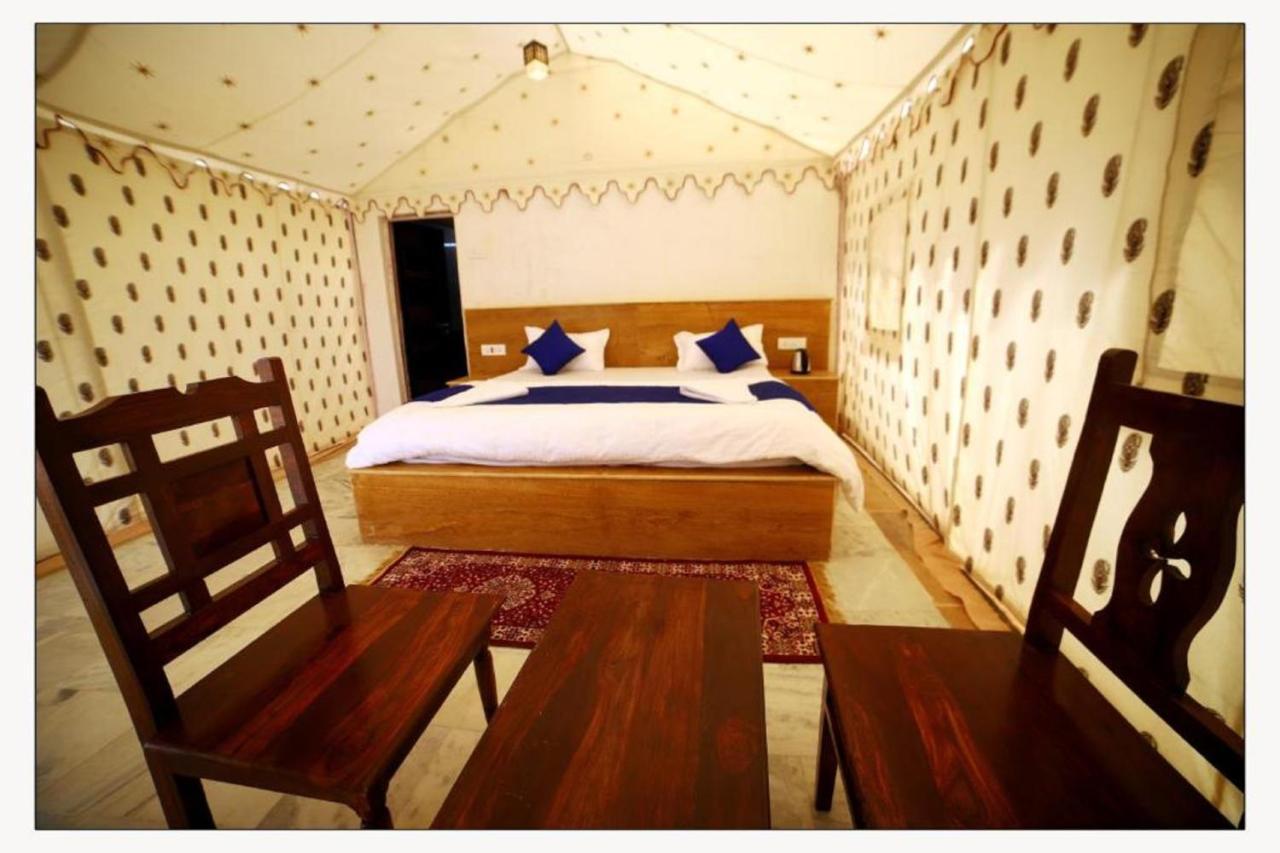 Ozaki Desert Camp & Resort Jaisalmer Ngoại thất bức ảnh